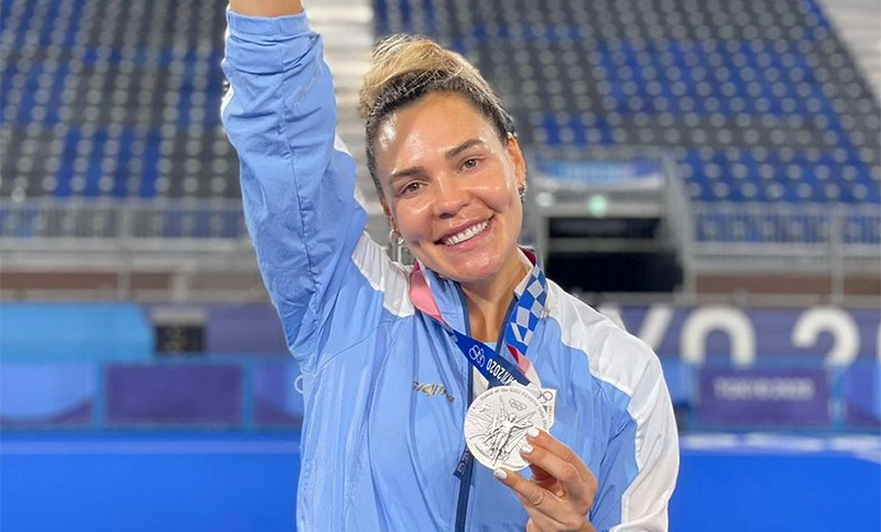 Noel Barrionuevo, capitana de Las Leonas y campeona del mundo, anunció su retiro