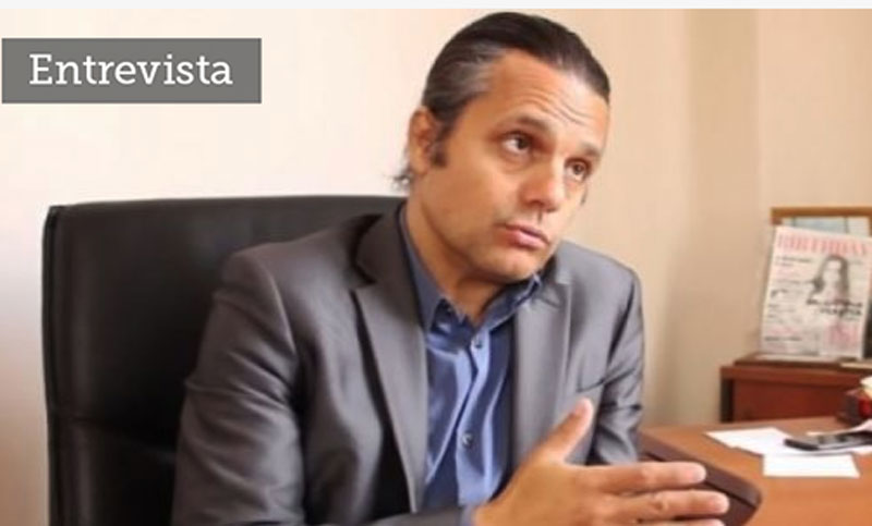 «El Estado debe terminar con el monopolio de medicamentos y podría producir para equilibrar precios»