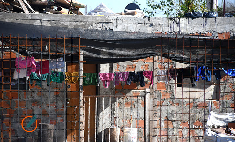 Casi el 44% de los hogares del país carece de algún servicio esencial