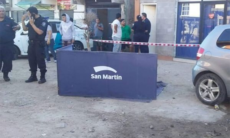 Una policía mató a tiros a su expareja, también efectivo de la fuerza