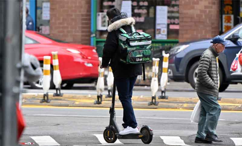 «Tiktoker» evidenció las condiciones y los resultados de trabajar en una «app de delivery» en EEUU