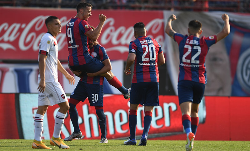 Newell’s no pudo con San Lorenzo y se despidió del torneo con un sabor amargo