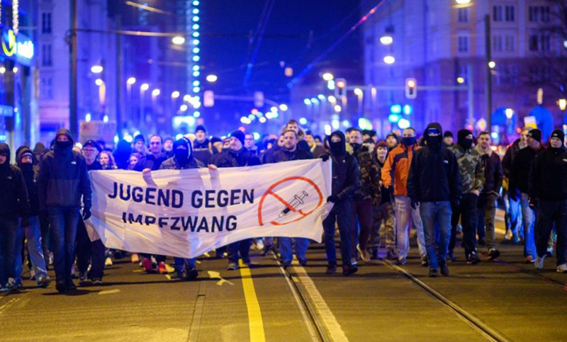 Alemanes protestan contra las restricciones sanitarias