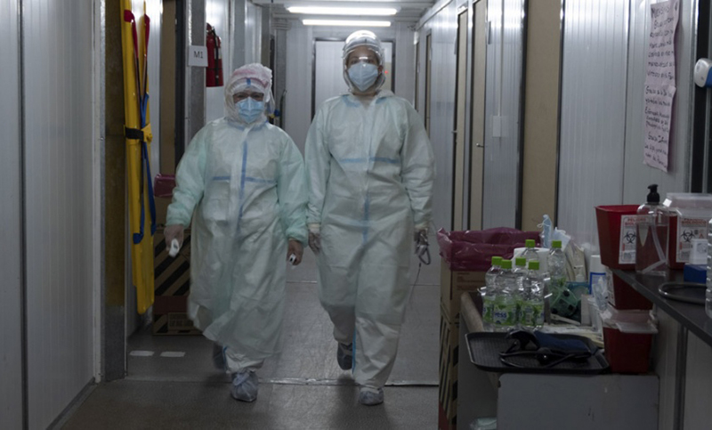 Tres muertos y casi 1.300 nuevos contagios de coronavirus en Argentina