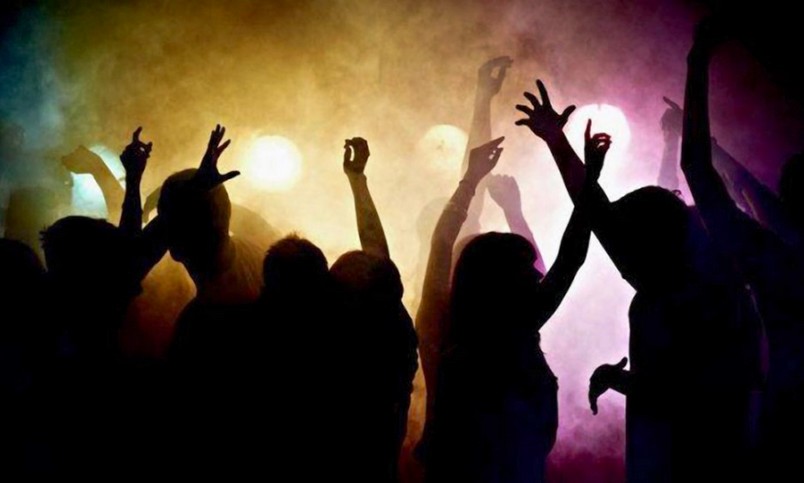 Clausuran fiesta clandestina en La Plata