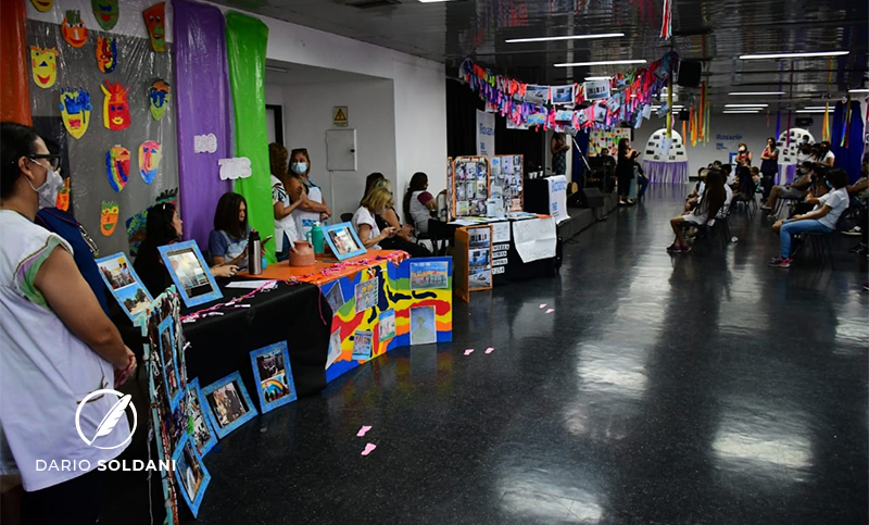 El Fondo de Asistencia Educativa de Rosario realiza su muestra anual en el Centro Cultural Fontanarrosa