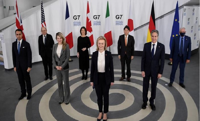 El G7 prometió enormes consecuencias si Rusia invade Ucrania