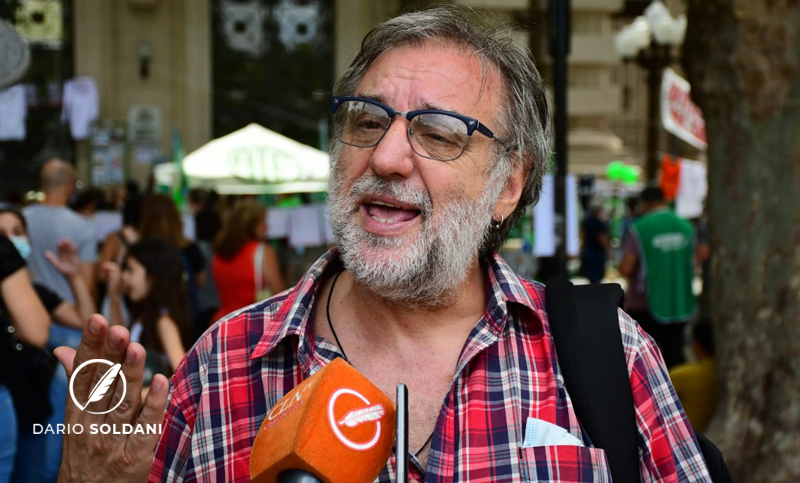 Amsafé Rosario protestó contra los tarifazos y recortes de Iapos