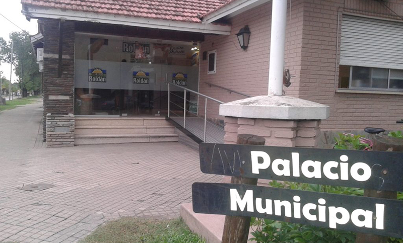 El intendente de Roldán encontró un micrófono en su despacho: “Es de suma gravedad”