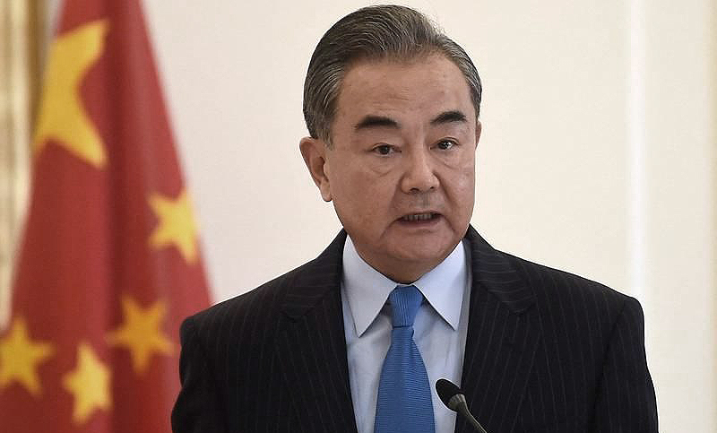 China saluda la cooperación con Estados Unidos pero no teme oponerse, dijo el canciller chino