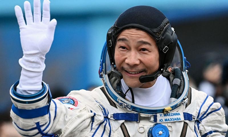 Después de 12 días en la Estación Espacial Internacional, llegó a tierra el magnate multimillonario japonés