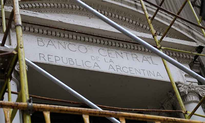 El Banco Central prepara el terreno para comenzar a cumplir pedidos del FMI