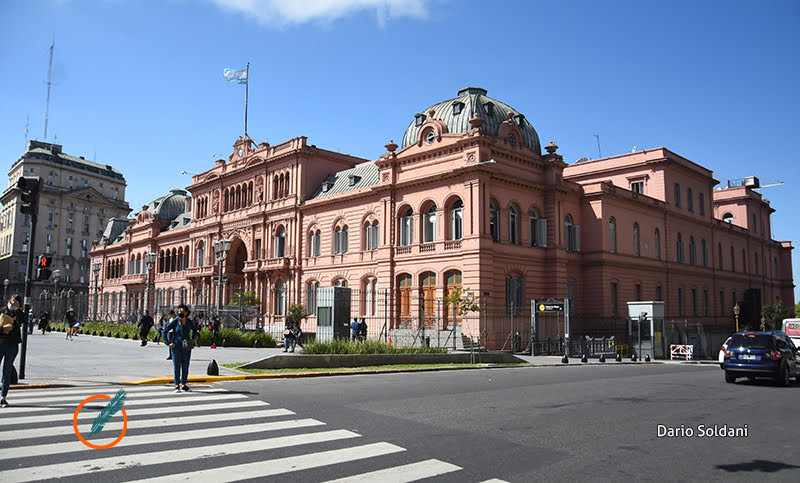 Policía Federal realizó inspección en la Casa Rosada tras amenaza de bomba en la línea 911