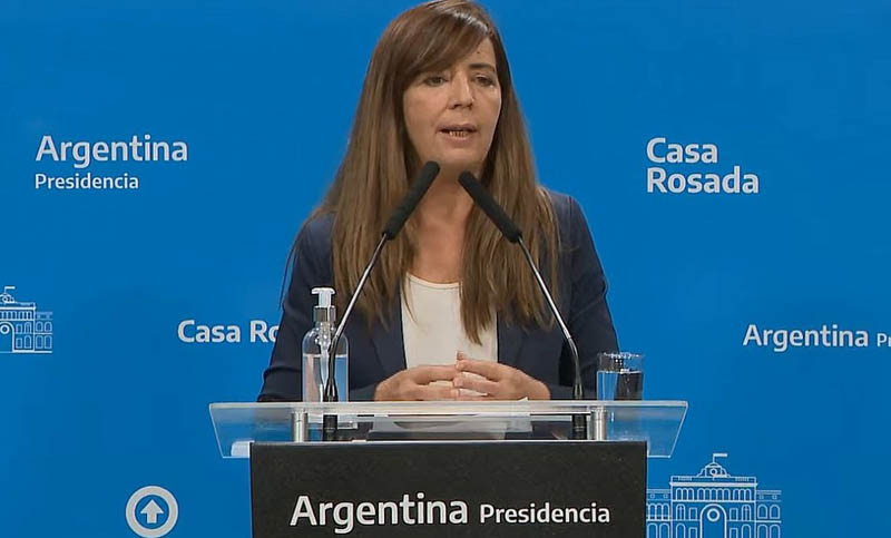 La portavoz de la Presidencia, Gabriela Cerruti, advirtió hoy que «estamos en un pico de contagios»