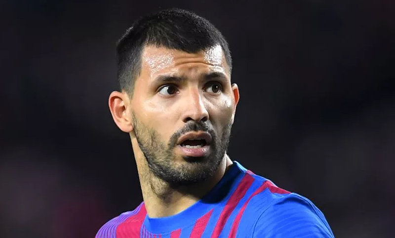 El ‘Kun’ Agüero convocó a una conferencia de prensa en donde anunciará su futuro