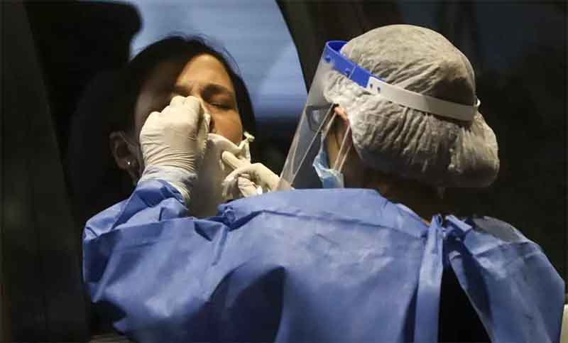 Ómicron limítrofe: primer contagio de la nueva variante covid en Chile y Brasil