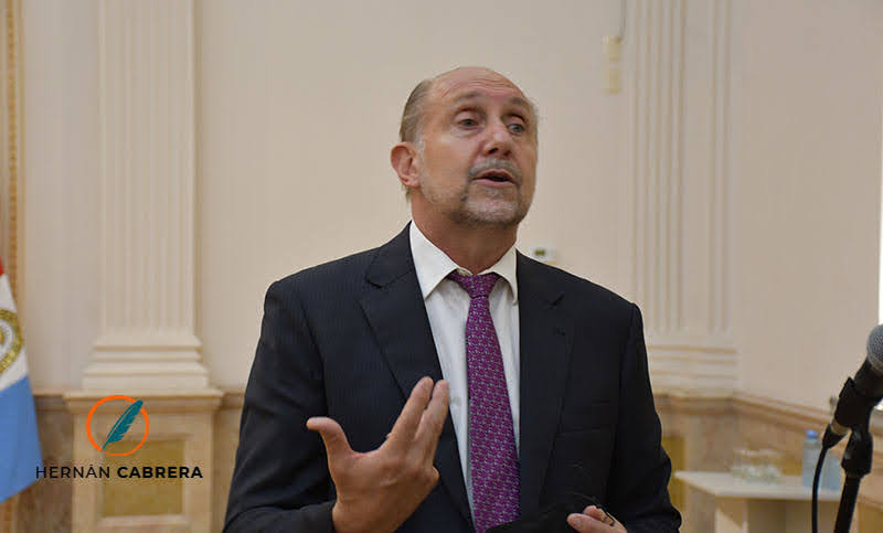 Tras un pedido de Perotti al procurador, enviarán auxiliares y secretarios a fiscalías de Santa Fe