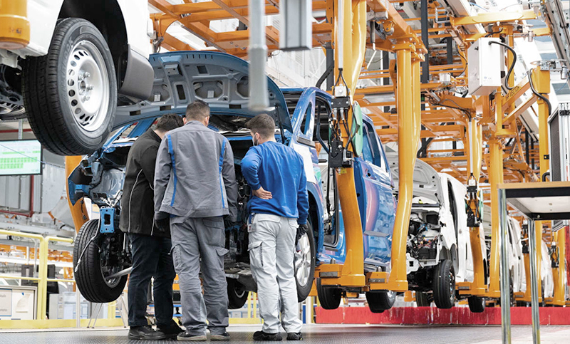 Se desplomaron las ventas de autos 0 km en Europa durante 2021 y fueron las más bajas desde 1990