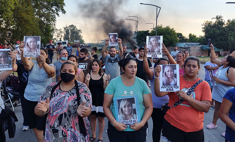 Una mujer murió tras ser atropellada por un vehículo que luego se dio a la fuga