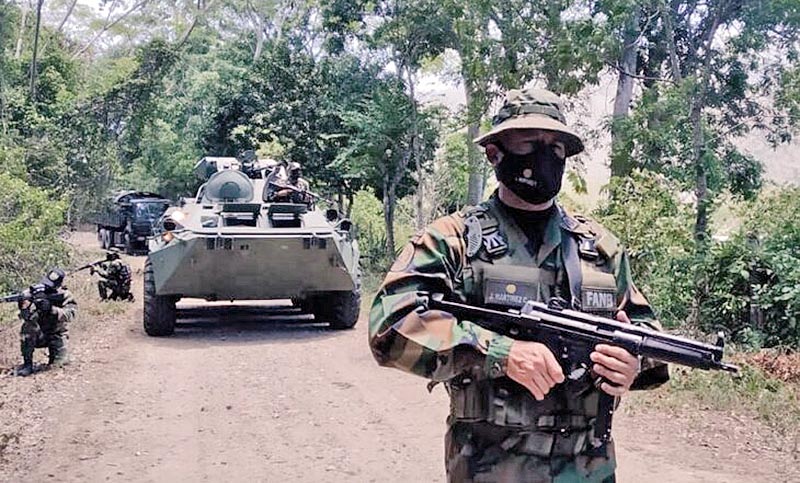 La Fuerza Armada Nacional venezolana eleva el alerta ante la violencia en el departamento colombiano de Arauca