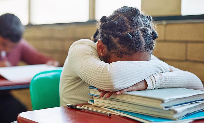 Más de la mitad de niños de raza negra en Reino Unido están creciendo en la pobreza, según informe