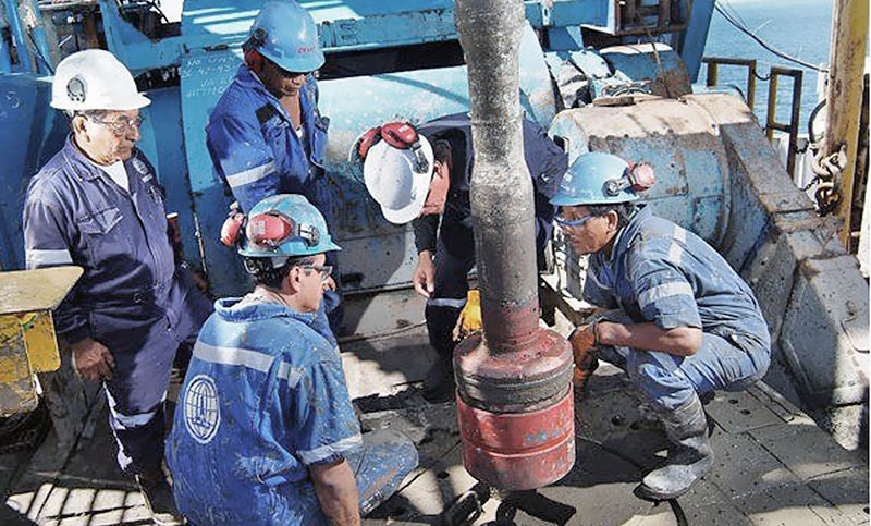 Revisarán la paritaria de los trabajadores petroleros patagónicos por insistencia de los gremios del sector