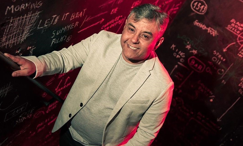 Freddy Cristaldo presenta canciones y éxitos de su carrera en Distrito 7