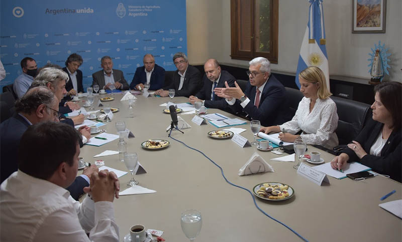 Plan Ganadería Argentina: la apuesta de Domínguez, “soberanía” y la milla 201