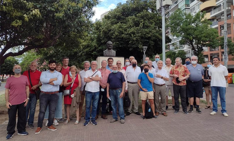 Homenaje junto al busto de Illia en Rosario a 39 años de su fallecimiento