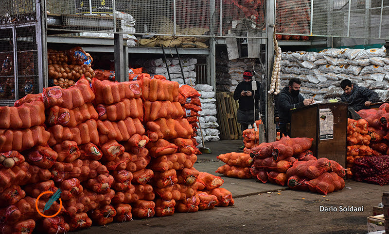 Precio de la comida: productores se llevan menos de un tercio del valor final