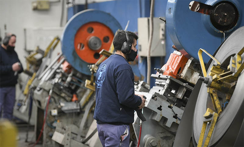 La industria pyme creció 16,1% anual en diciembre y 22% en todo 2021