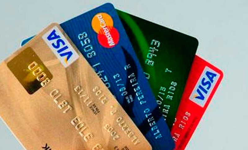 Las operaciones con tarjetas de crédito crecieron 38% en 2021