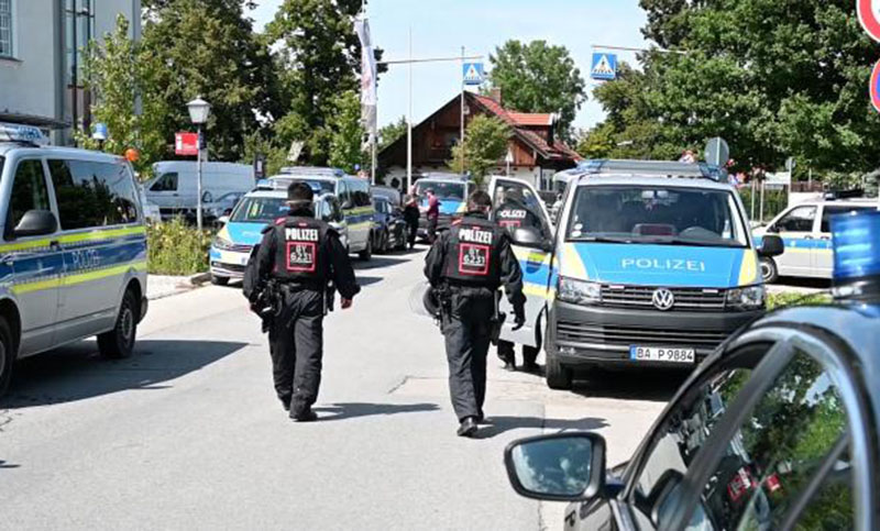 Un joven mató a una mujer e hirió a tres personas en una universidad alemana