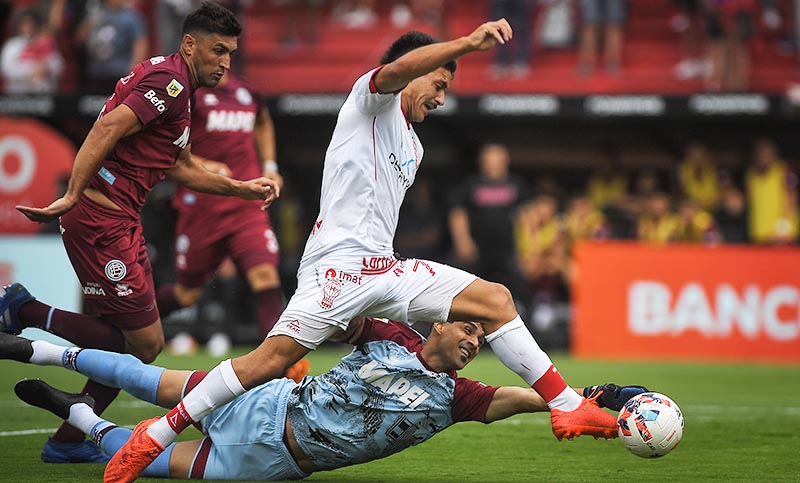 Huracán venció a Lanús en la continuidad de la fecha inicial
