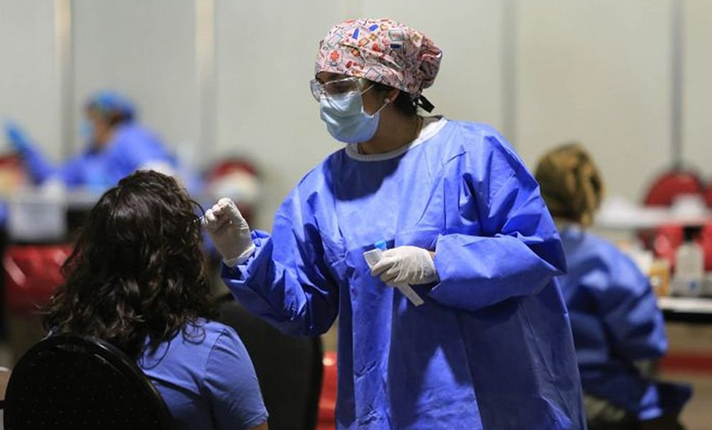 Otros 86 muertos y casi 10 mil nuevos contagios en el país