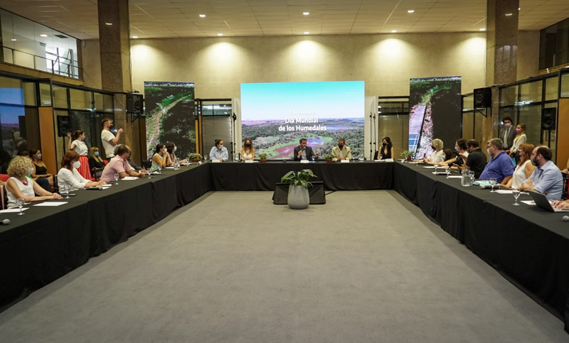 Cabandié anunció que comenzarán a trabajar en un nuevo proyecto de ley de humedales