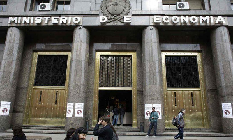 Las cuentas del Estado Nacional cerraron enero con un déficit de $16.698 millones