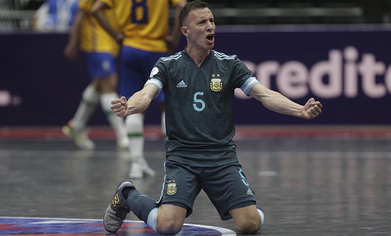 Argentina venció a Brasil por penales y clasificó a la final de la Copa América