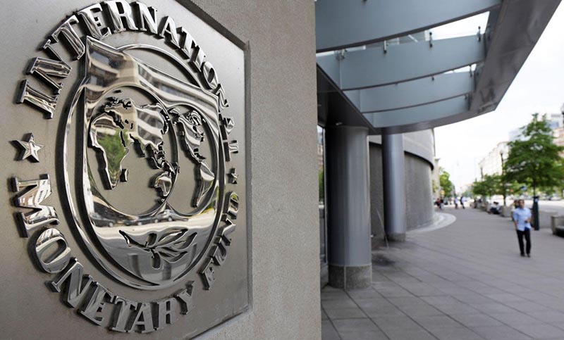 Negociaciones con el FMI: Estados Unidos rechazó eliminar los sobrecargos de la deuda