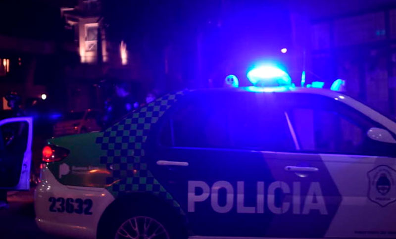 José C. Paz: balearon a un joven para robarle el auto a la salida de un supermercado