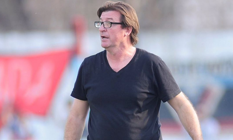 El ex Newell’s Alfredo Berti asumió como entrenador de Barracas Central