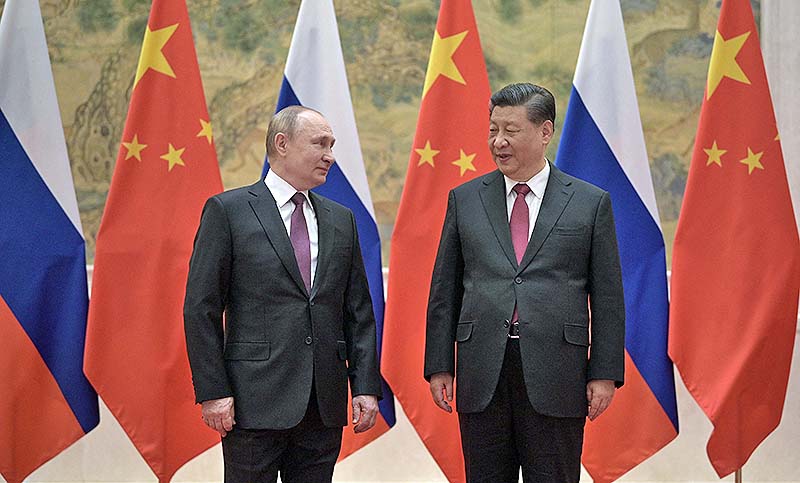 China se opone a las sanciones contra Rusia, como la desconexión de bancos rusos del sistema Swift