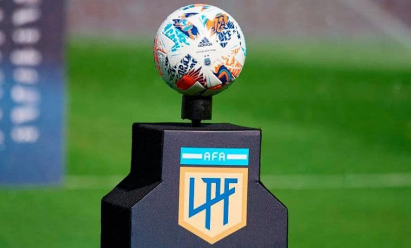 La pelota vuelve a rodar