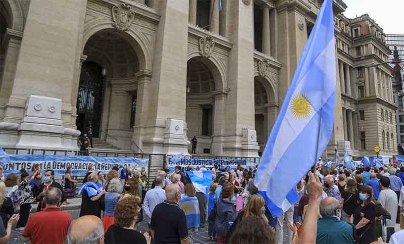 Contramarcha en defensa de la Corte Suprema en Ciudad de Buenos Aires