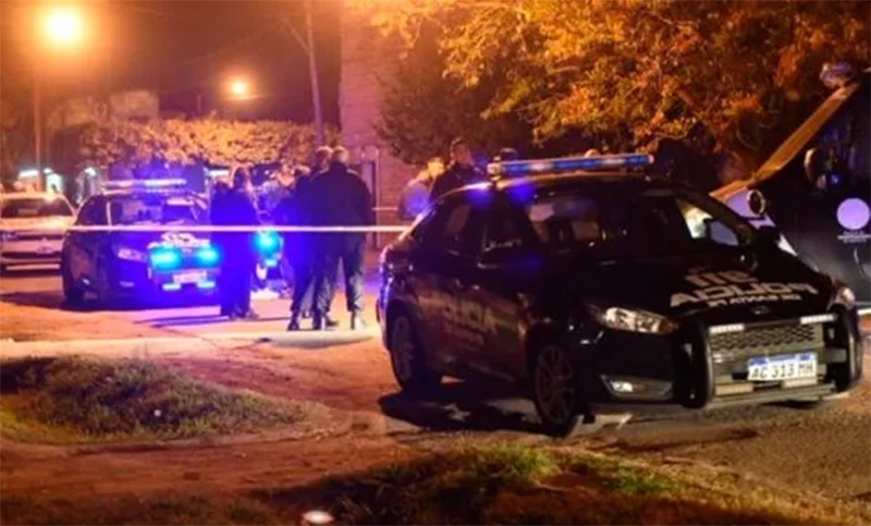 Asesinaron a balazos a un adolescente de 17 años en barrio Las Flores