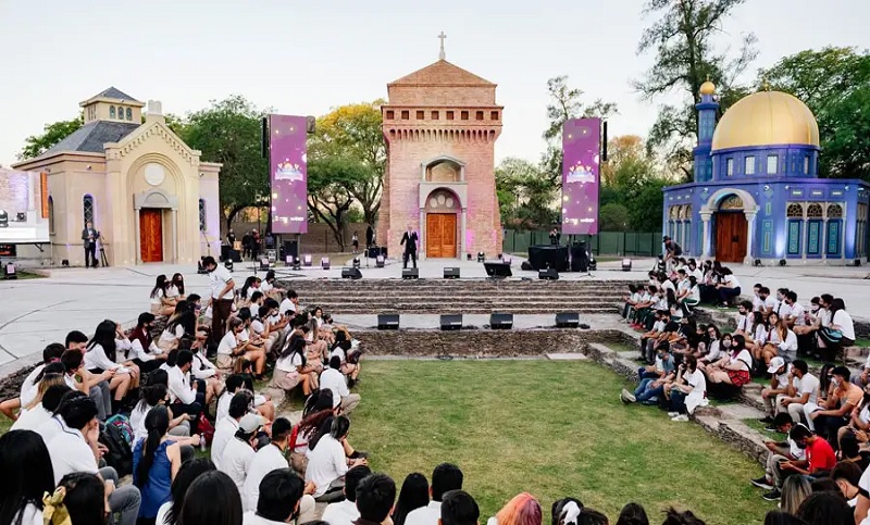 Cristianos, judíos y musulmanes tuvieron un encuentro interreligioso por la paz