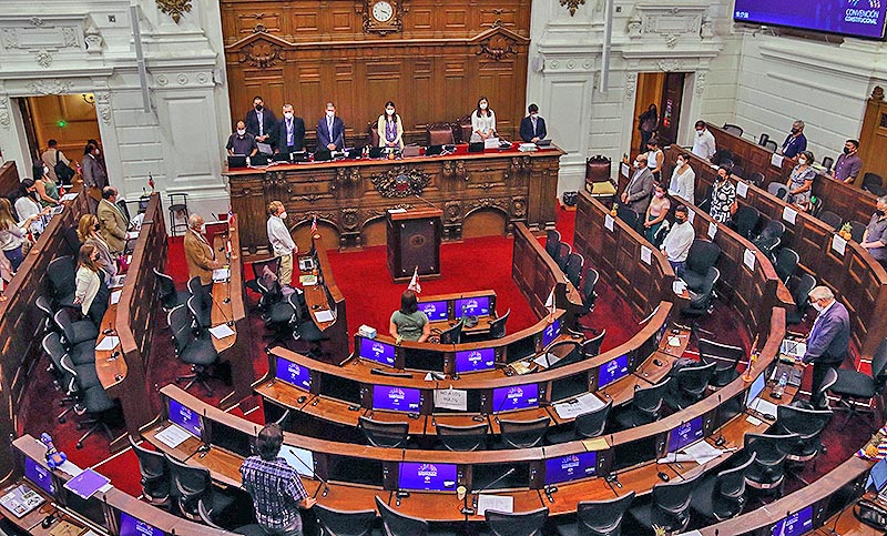 La Convención Constitucional aprueba que Chile pase a ser «Estado Regional» y “oceánico”
