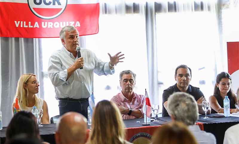 Morales y la UCR definieron la agenda del 2022