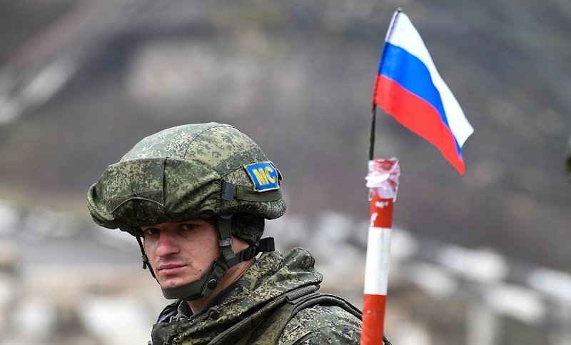 Ucrania pidió apoyo de Occidente en caso de una invasión rusa, mientras Moscú realizó pruebas militares