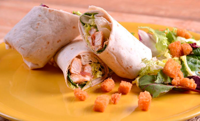 Wraps de pollo estilo Cesar
